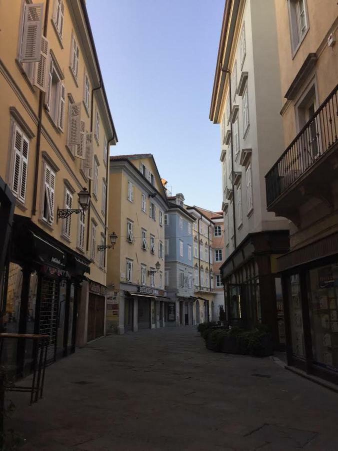 Апартаменты La Porta Bianca Триест Экстерьер фото